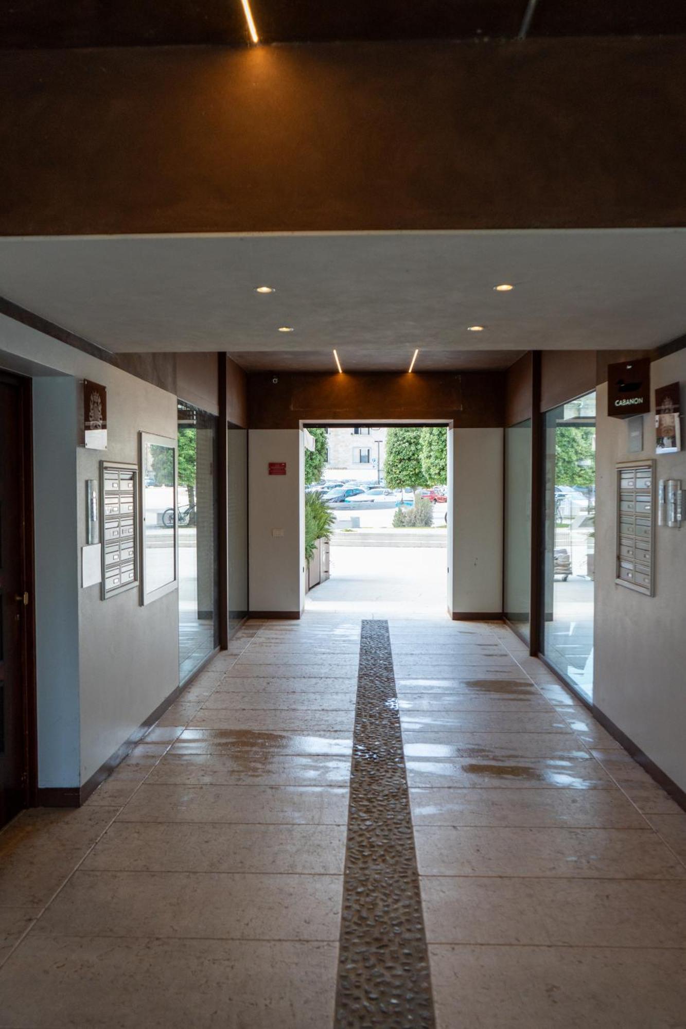 C House Rooms Lake Peschiera del Garda Dış mekan fotoğraf
