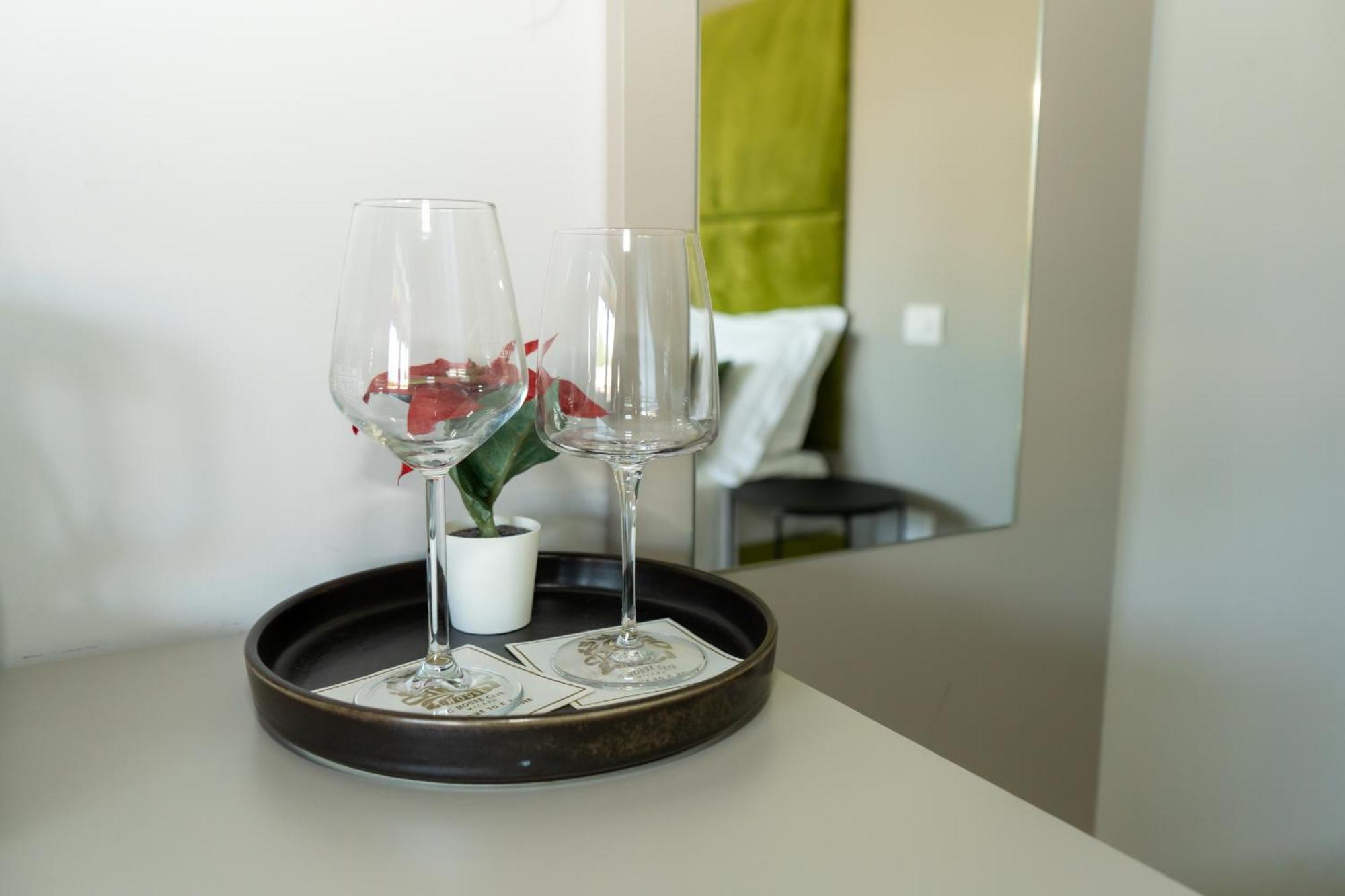 C House Rooms Lake Peschiera del Garda Dış mekan fotoğraf